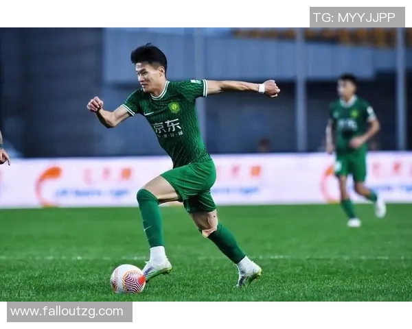 中超赛场精彩瞬间林良铭抽射破门展现球技与激情 中超赛场精彩瞬间林良铭抽射破门展现球技与激情