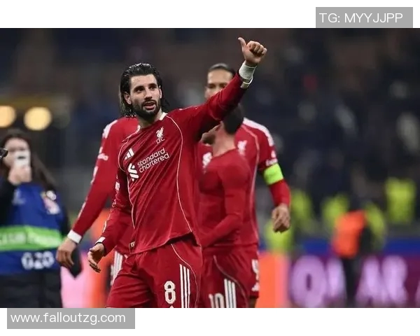 索博斯洛伊精彩远射助力球队晋级联赛杯引发球迷热议